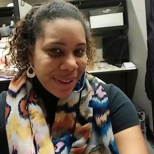 Meet your Posher, Deidra