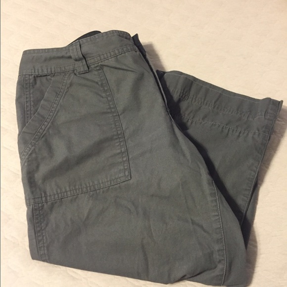 Columbia capris
