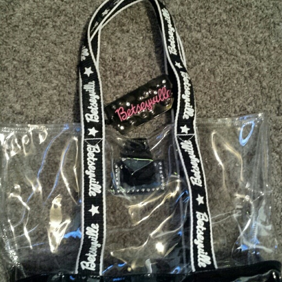 Purse - Picture 3 of 4