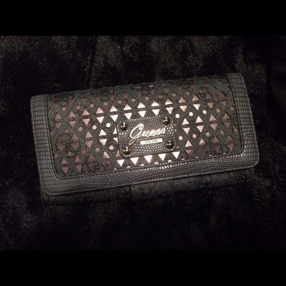 Guess Wallet