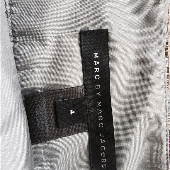 Marc Jacobs floral skirt size 4 - Picture 3 of 3