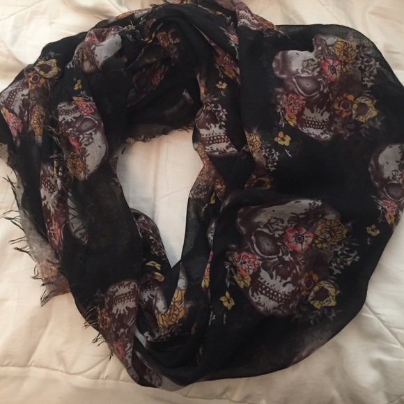 Black scarf with multi color skulls
