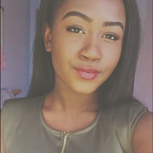 Meet your Posher, Allyson