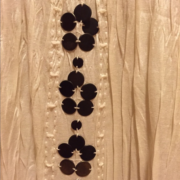 Nine West Alta Off the Shoulder Blouse - Picture 2 of 4