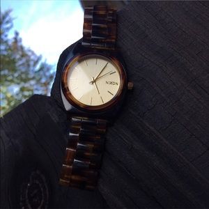 NIXON TIME TELLER ACETATE TORTOISE SHELL
