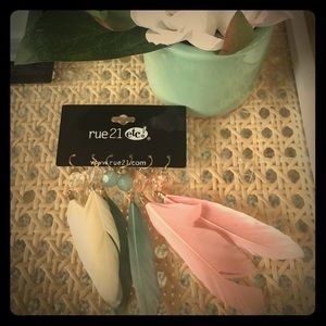 New 3 set feather earrings