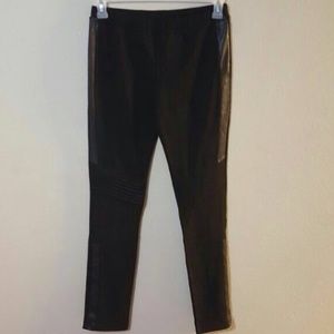 LULU'S LEATHER PANEL LEGGINGS LULU'S LEATHER PANEL LEGGINGS