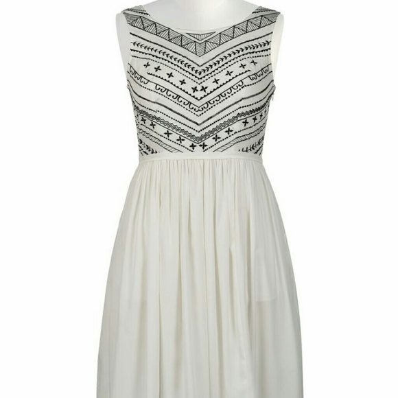 White Eshaki dress