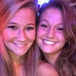 Meet your Posher, Brooke