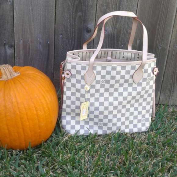 White checkered bag