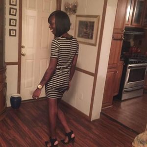 Meet your Posher, Ebony