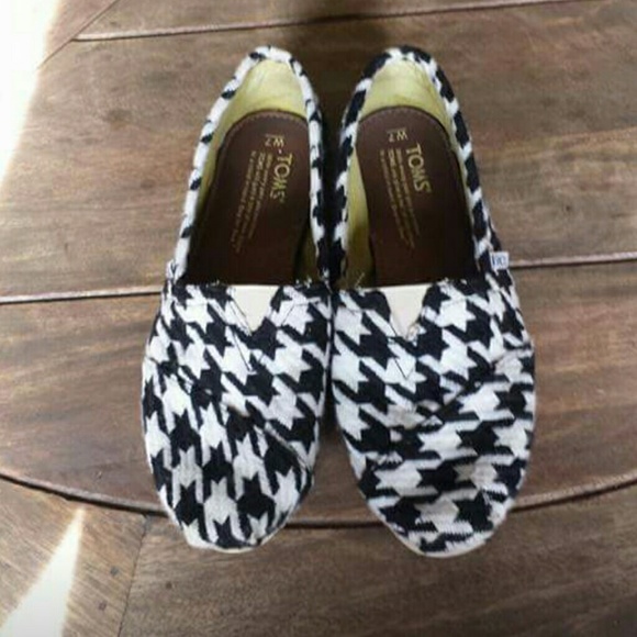 Houndstooth TOMS