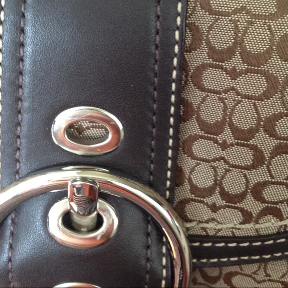 Additional pics of Coach bag - Picture 1 of 4