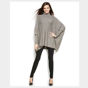 New Alfani turtle neck top. Size L