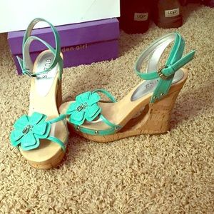 Worn once! Brand new condition