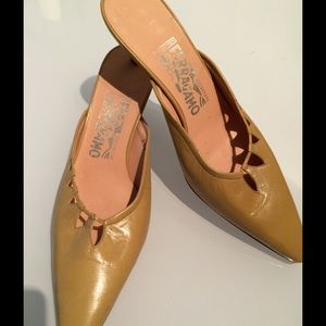 Salvatore Ferragamo pumps