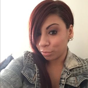 Meet your Posher, Alena