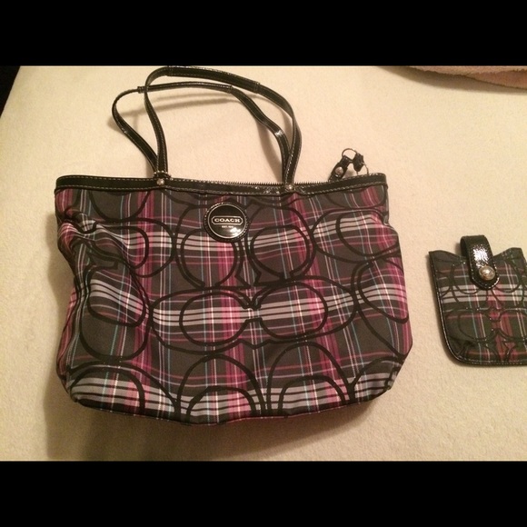 🎉sale 🎉Coach bundle! Coach purse &  case