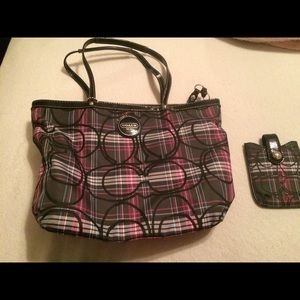 🎉sale 🎉Coach bundle! Coach purse &  case
