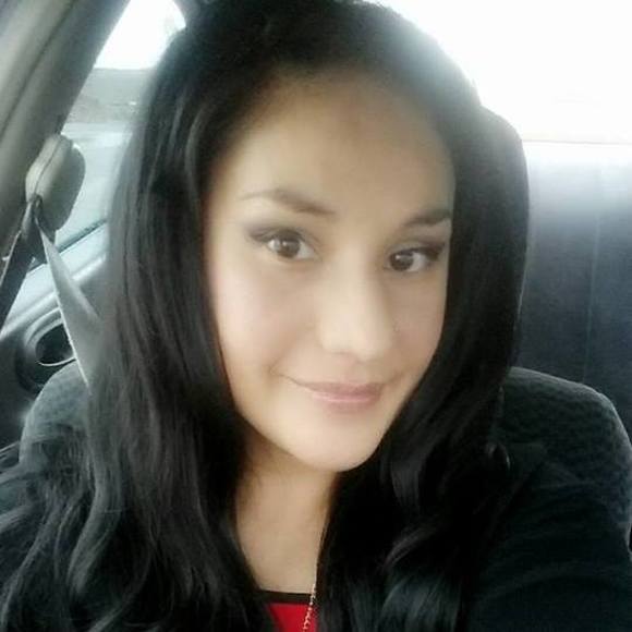 Meet your Posher, Clarissa - Picture 1 of 1