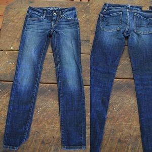 Dark Wash Super Stretch Jeggings