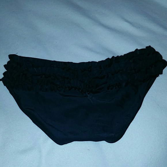 Bikini top and bottom - Picture 4 of 4