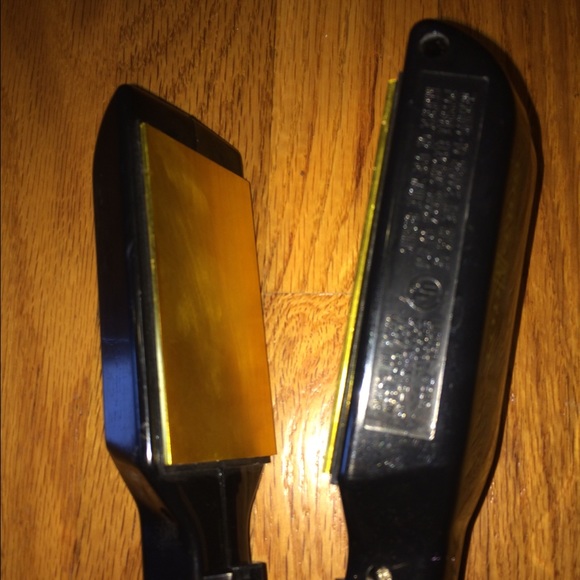 Gold 'N Hot 2 1/4 inch flat iron - Picture 2 of 3