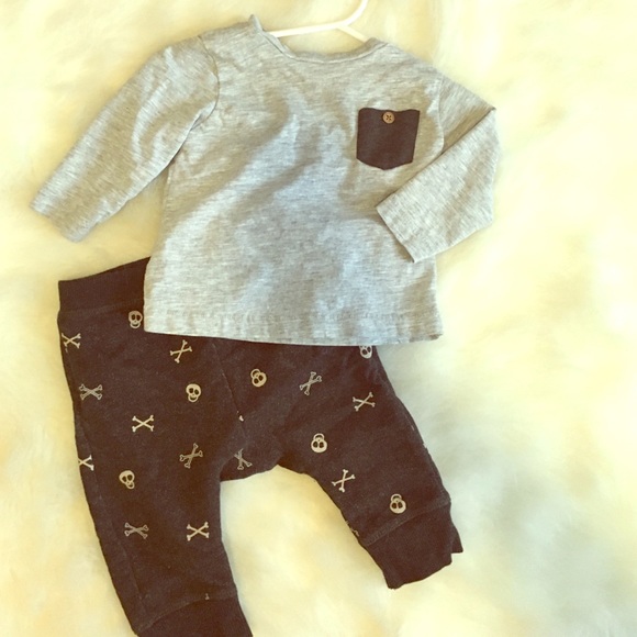NWOT ZARA baby trousers and top set
