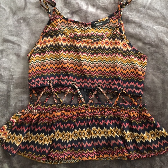 LF STORES zig zag laced top