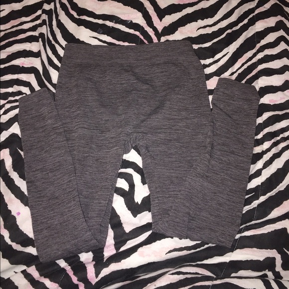 FOUR PAIRS OF COTTON LINED LEGGINGS, SIZE SMALL