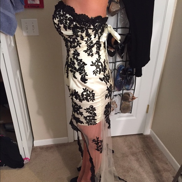 NWOT Cream and Black long Strapless Dress