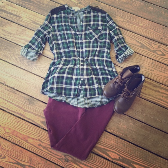 🍂🍃🍁 Plaid Fall Button Down