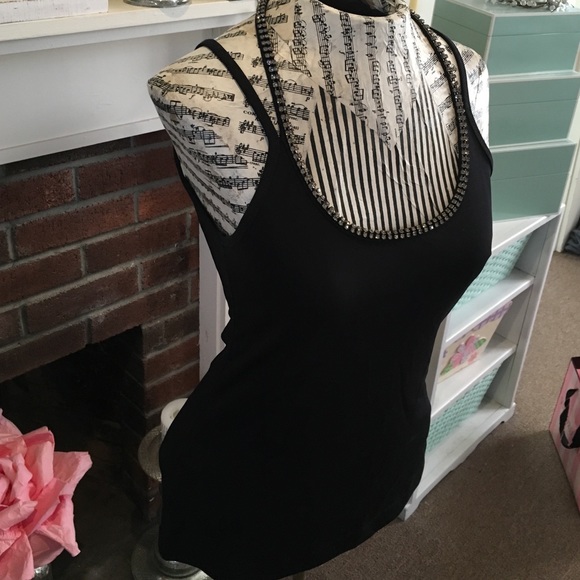 SOLD❌❌❌Express top - Picture 4 of 4