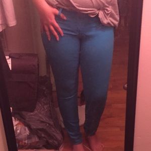 Blue skinny jeans