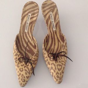 Manolo Blahnik pumps