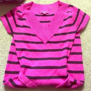 Pink and black short sleeved sweater dress & belt