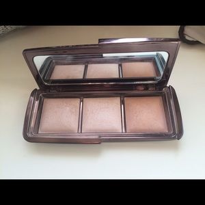 Hourglass Ambient Lighting Palette