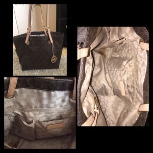 MK Jet set logo tote