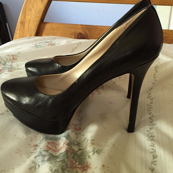NINE WEST BLACK HEELS SIZE 9.5M