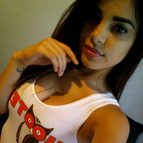 Meet your Posher, Ireene - Picture 1 of 1