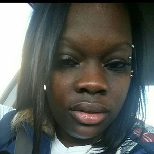 Meet your Posher, Tonita