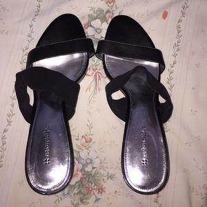 NATURALIZER BLACK WEDGES SIZE 10