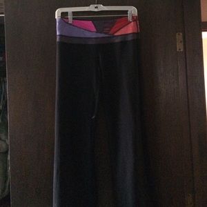 Lulu groove pant --reversible