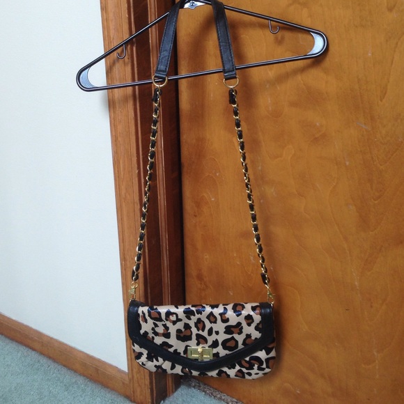 ALDO Cheetah print long strap satchel - Picture 2 of 4