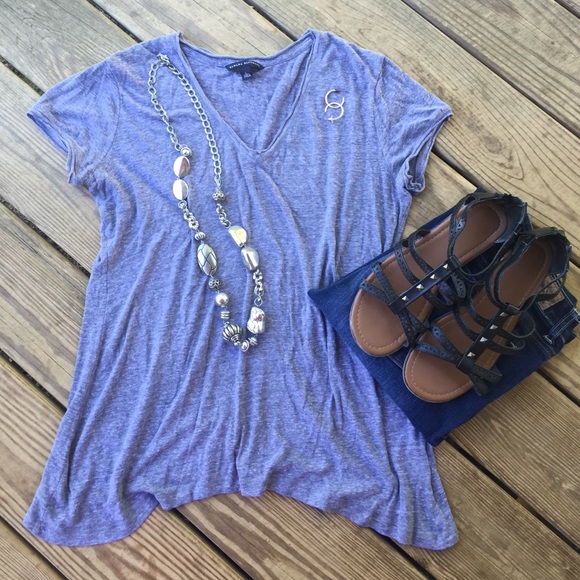 💛💫 Banana Republic V-Neck