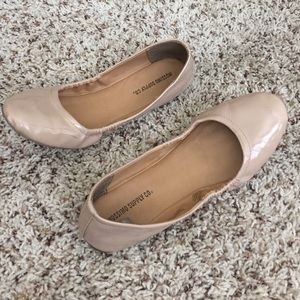 Missing supply nude ballet flats