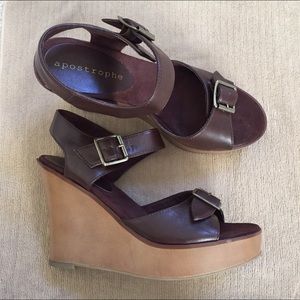 Apostrophe, brown wedges