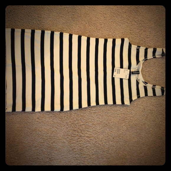 Cute dress!