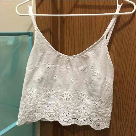 Brandy melville crop top