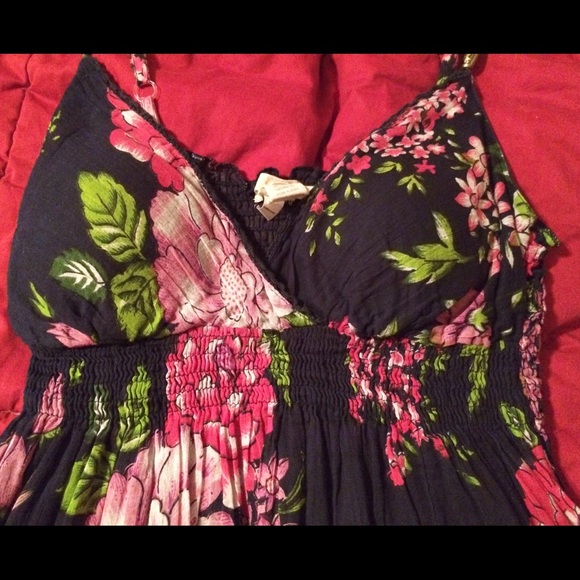 Cute Floral Maxi Summer Dress - Picture 2 of 4